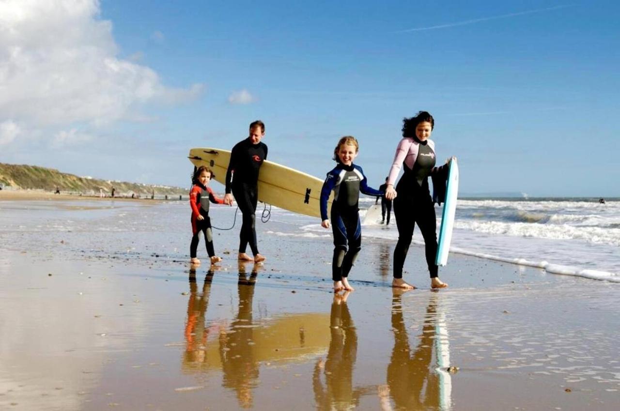 Flat-B, 4 Adults, 20 Mins To Beach, Netflix, Wifi, Sleeps 4 Adults Bournemouth Luaran gambar