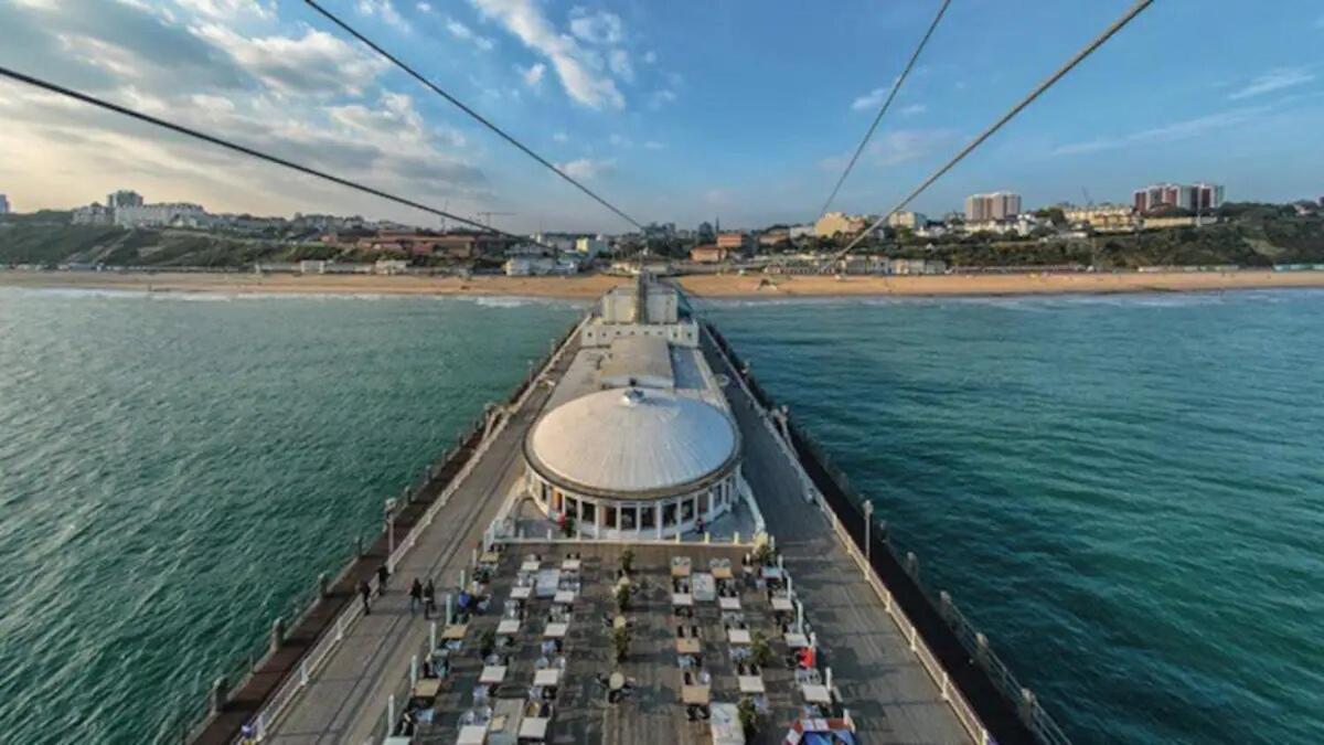 Flat-B, 4 Adults, 20 Mins To Beach, Netflix, Wifi, Sleeps 4 Adults Bournemouth Luaran gambar